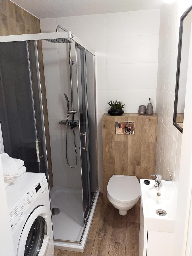 Apartament 11 Listopada Ostroleka  Extérieur photo